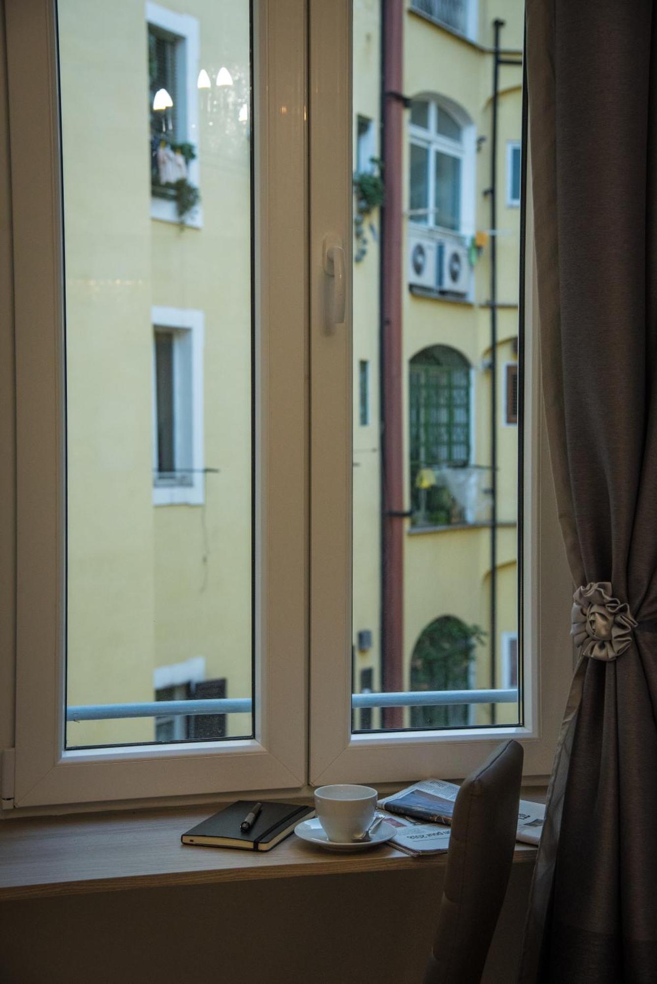 Inside Roma Rooms المظهر الخارجي الصورة
