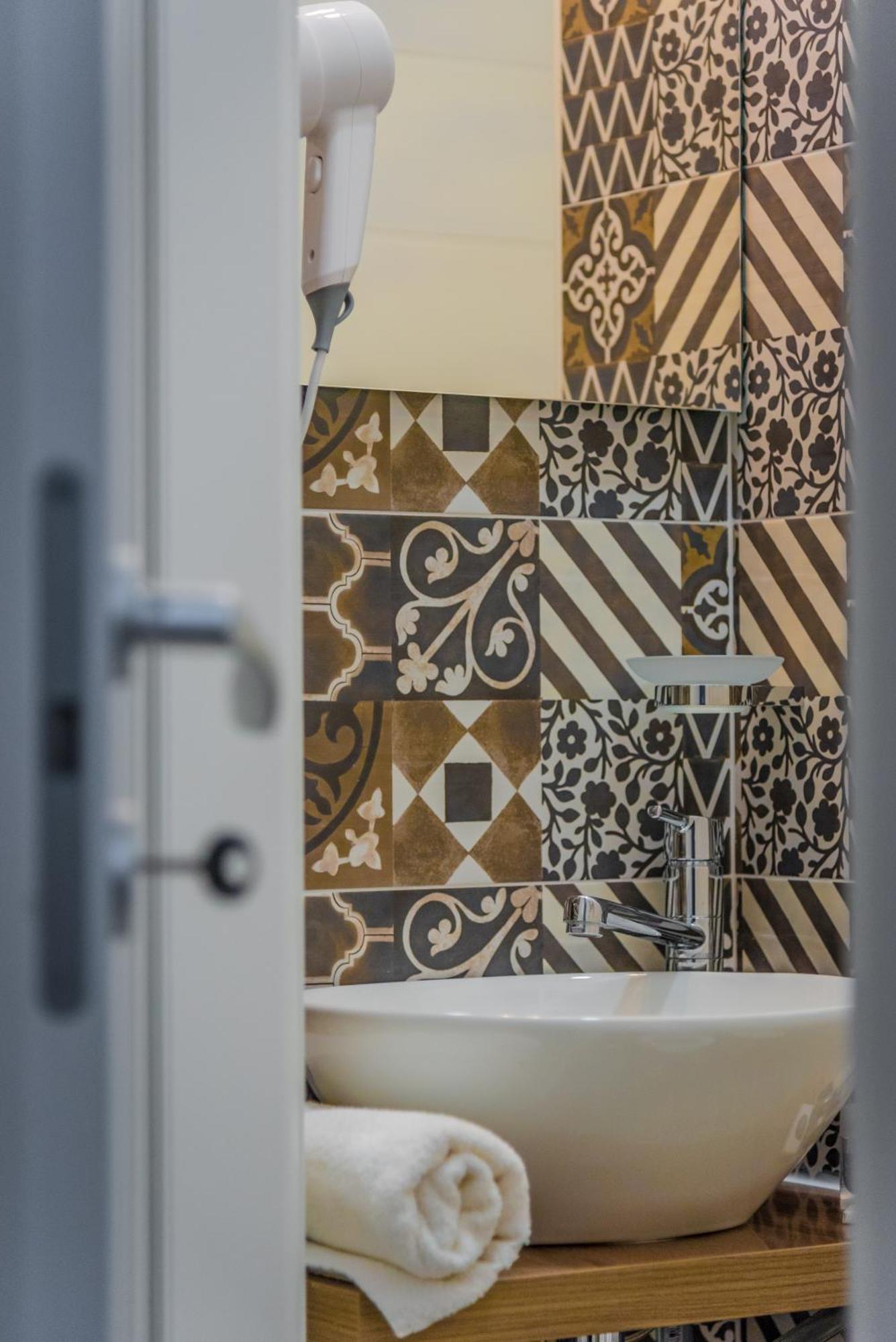 Inside Roma Rooms المظهر الخارجي الصورة