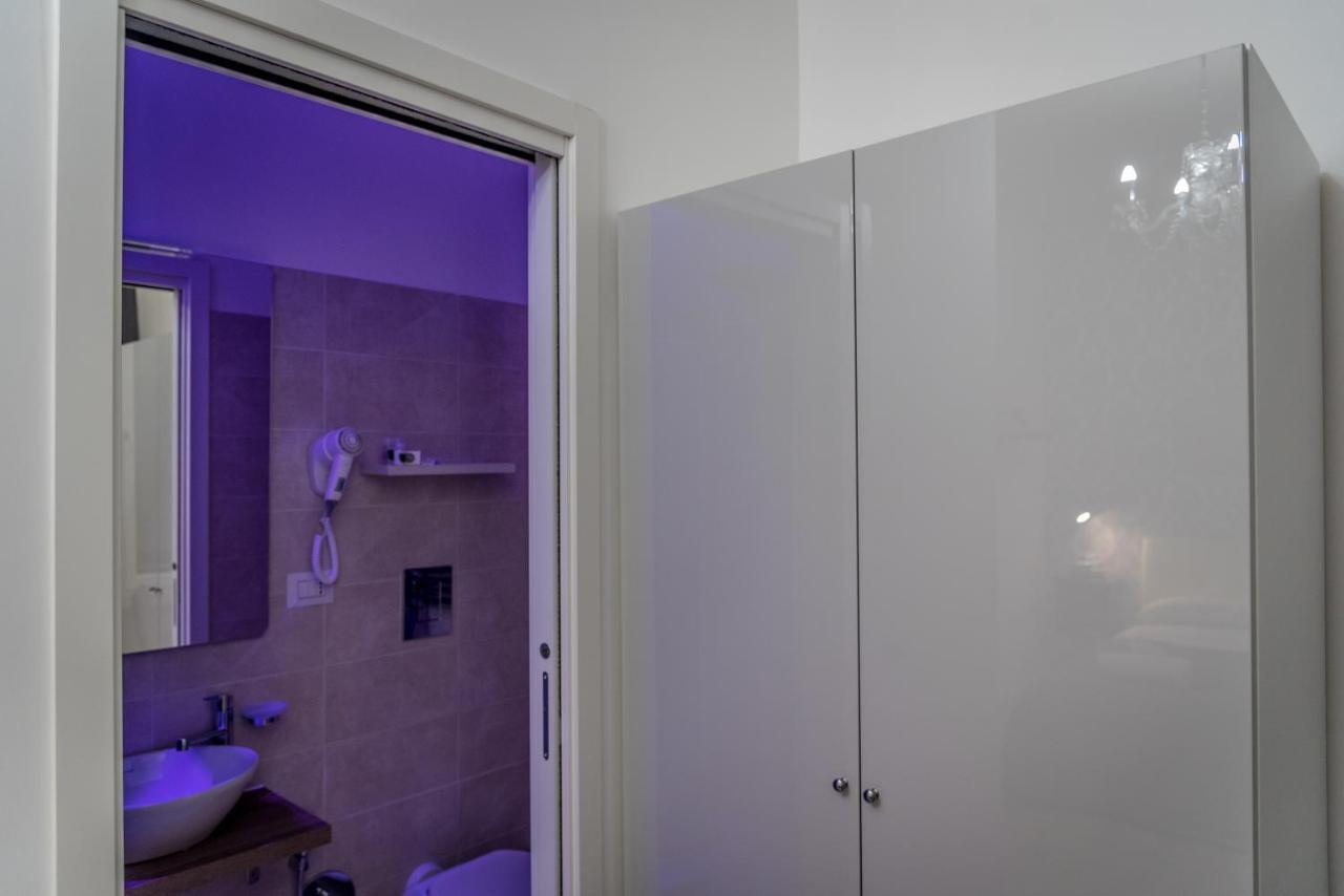 Inside Roma Rooms المظهر الخارجي الصورة