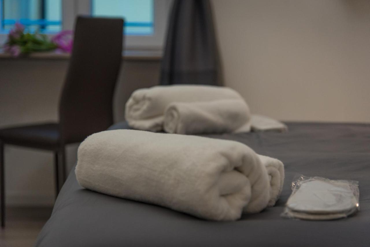 Inside Roma Rooms المظهر الخارجي الصورة